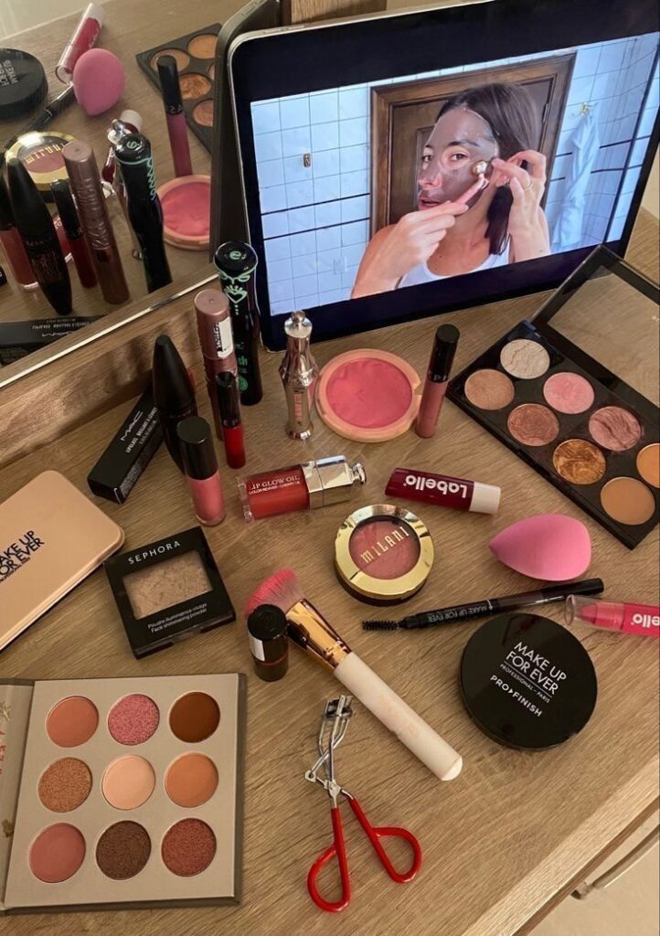 Fashion Jewellery Online.